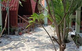 Gili Mesari Cottages&Homestay